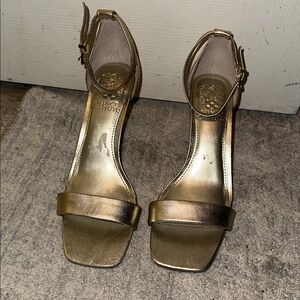 Gold leather Vince Camuto dress sandal